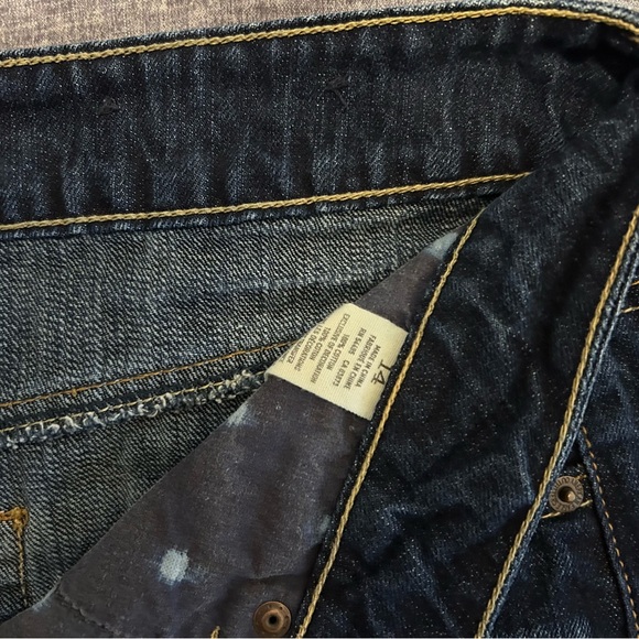 American Eagle Mini Skirt. Button fly. Distressed areas. Size 14. - Picture 3 of 4